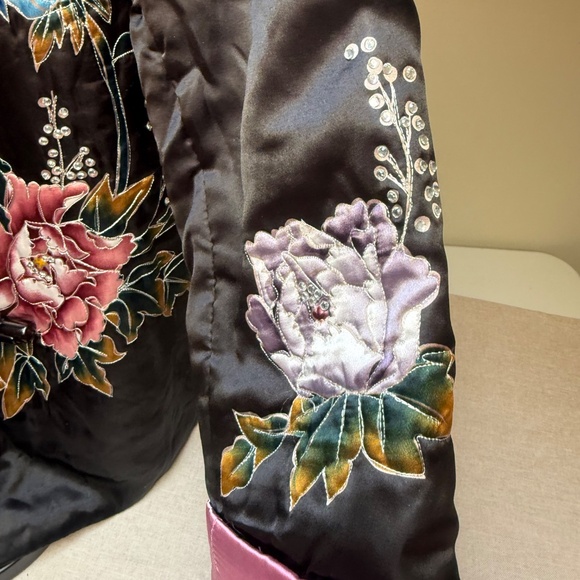 Vintage Quilted Satin Chinese Style Mandarin Collar Jacket By Lee Kuang - Picture 8 of 13